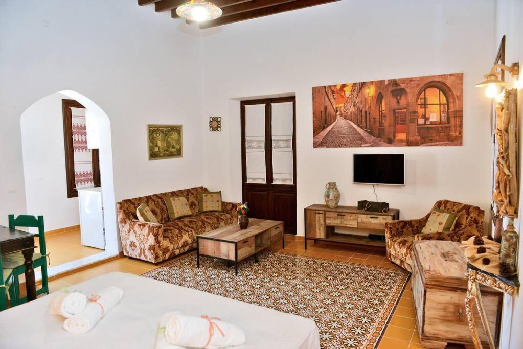 Meandros Suite In Old Town Родос Экстерьер фото